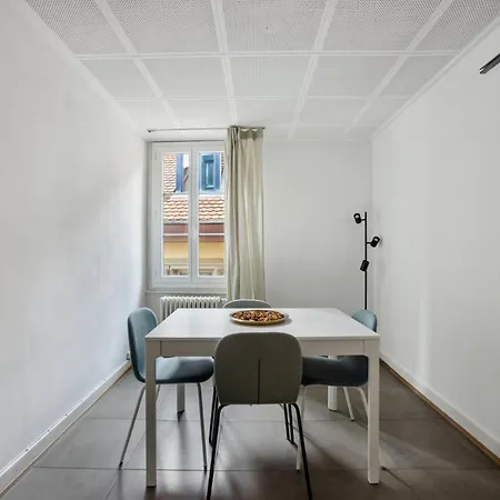 Apartment Central In Laussane *